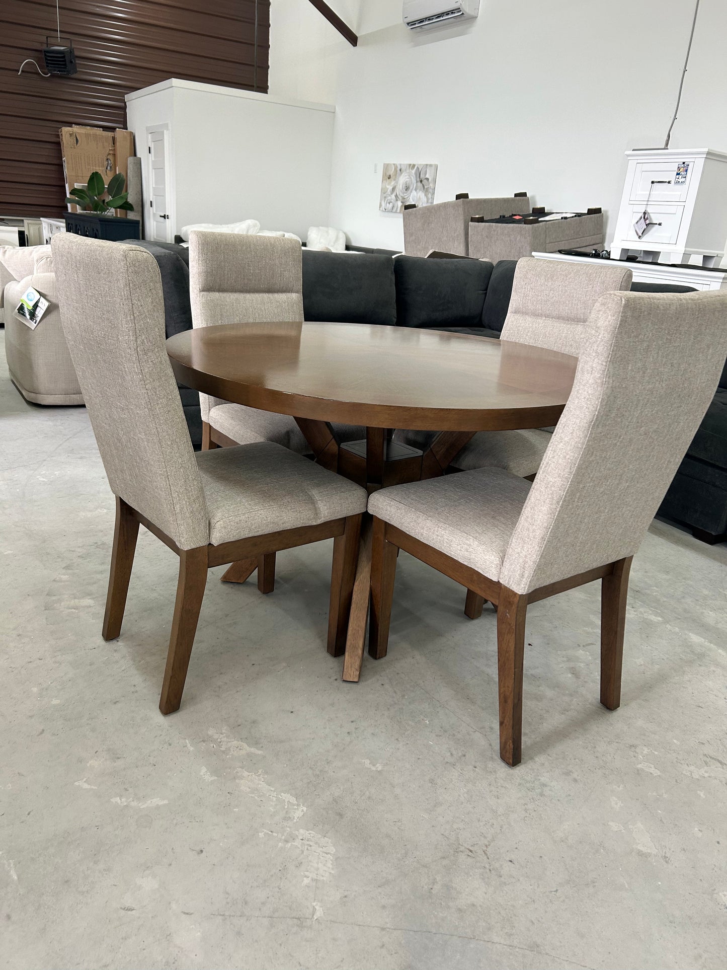 Kaelyn 5-Piece Dining Set