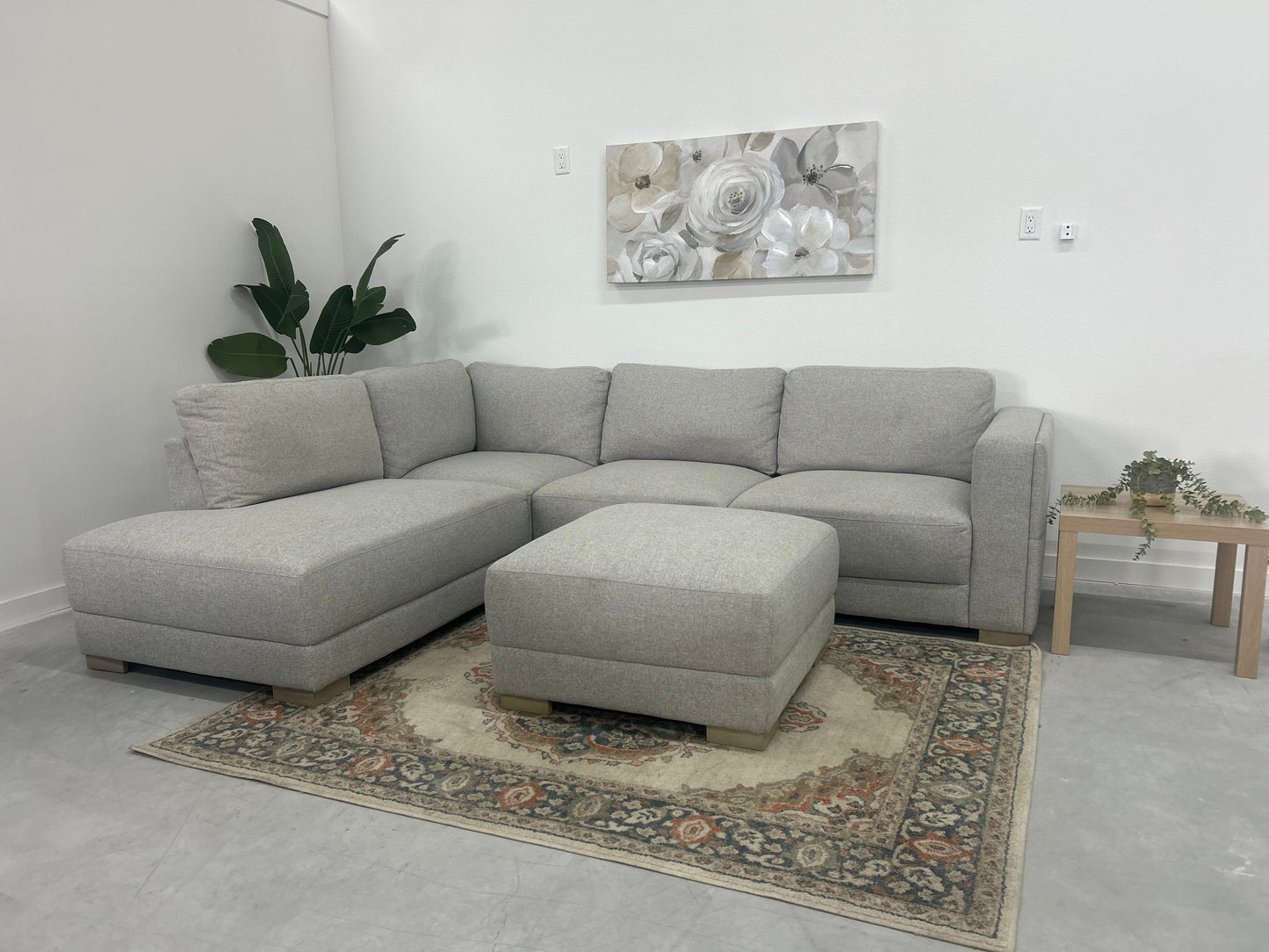 Synergy Homes Drayden L-Shape sectional w/ ottoman