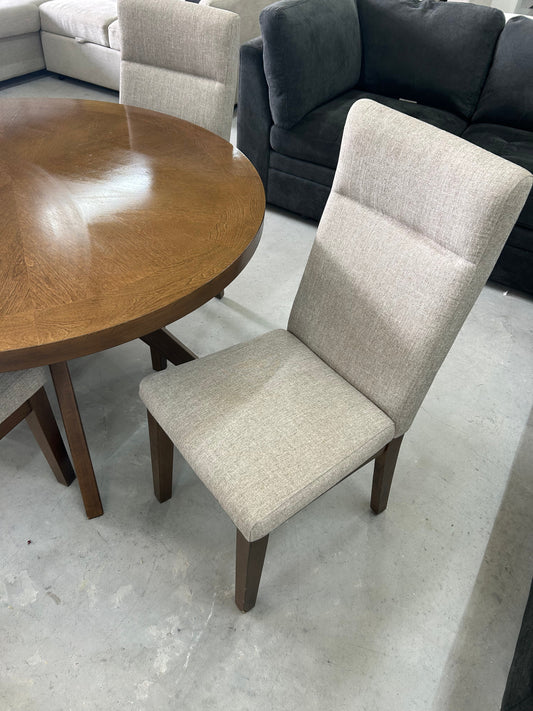 Kaelyn 5-Piece Dining Set