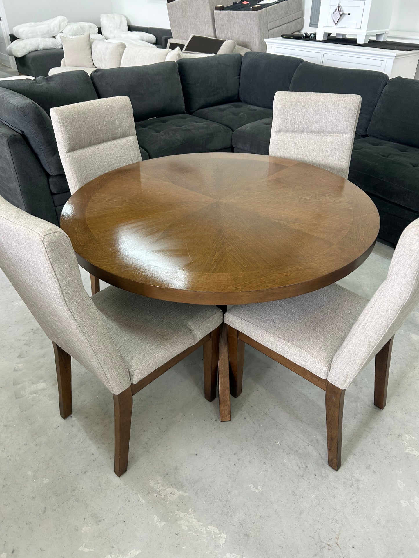 Kaelyn 5-Piece Dining Set
