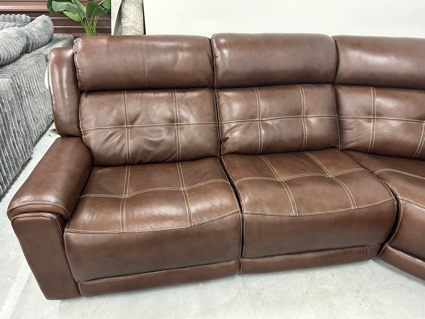 Concord 6-Piece Leather Power Reclining Sectional + Power Headrests