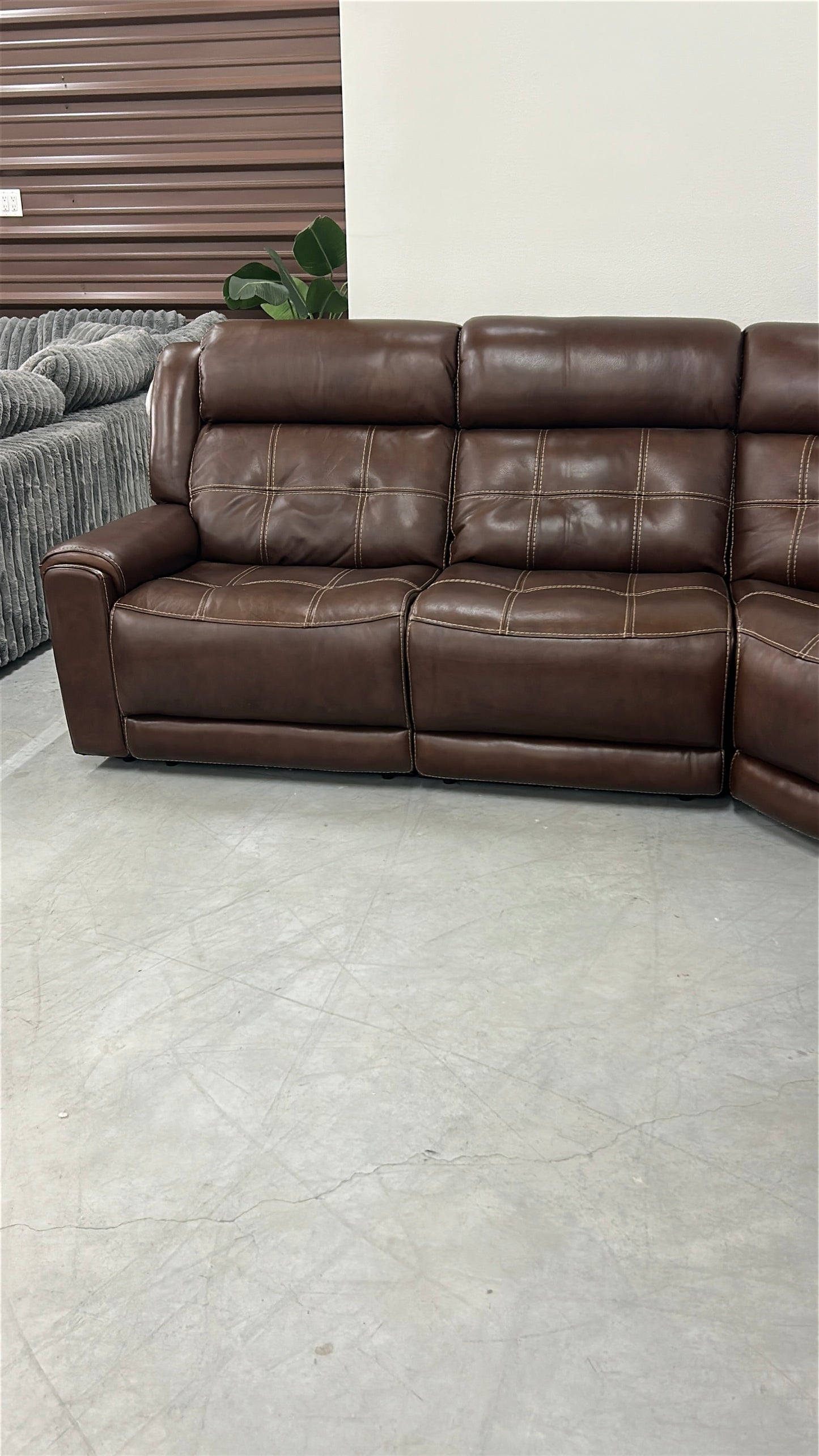 Concord 6-Piece Leather Power Reclining Sectional + Power Headrests