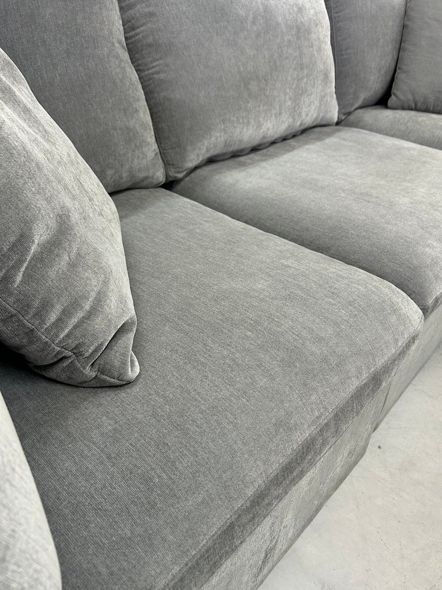 Thomasville Lowell 6-Piece Modular Sectional
