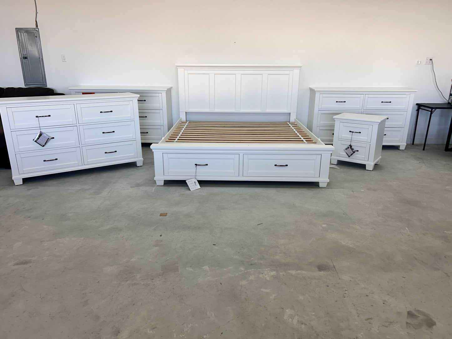 5 pc White king bedroom set