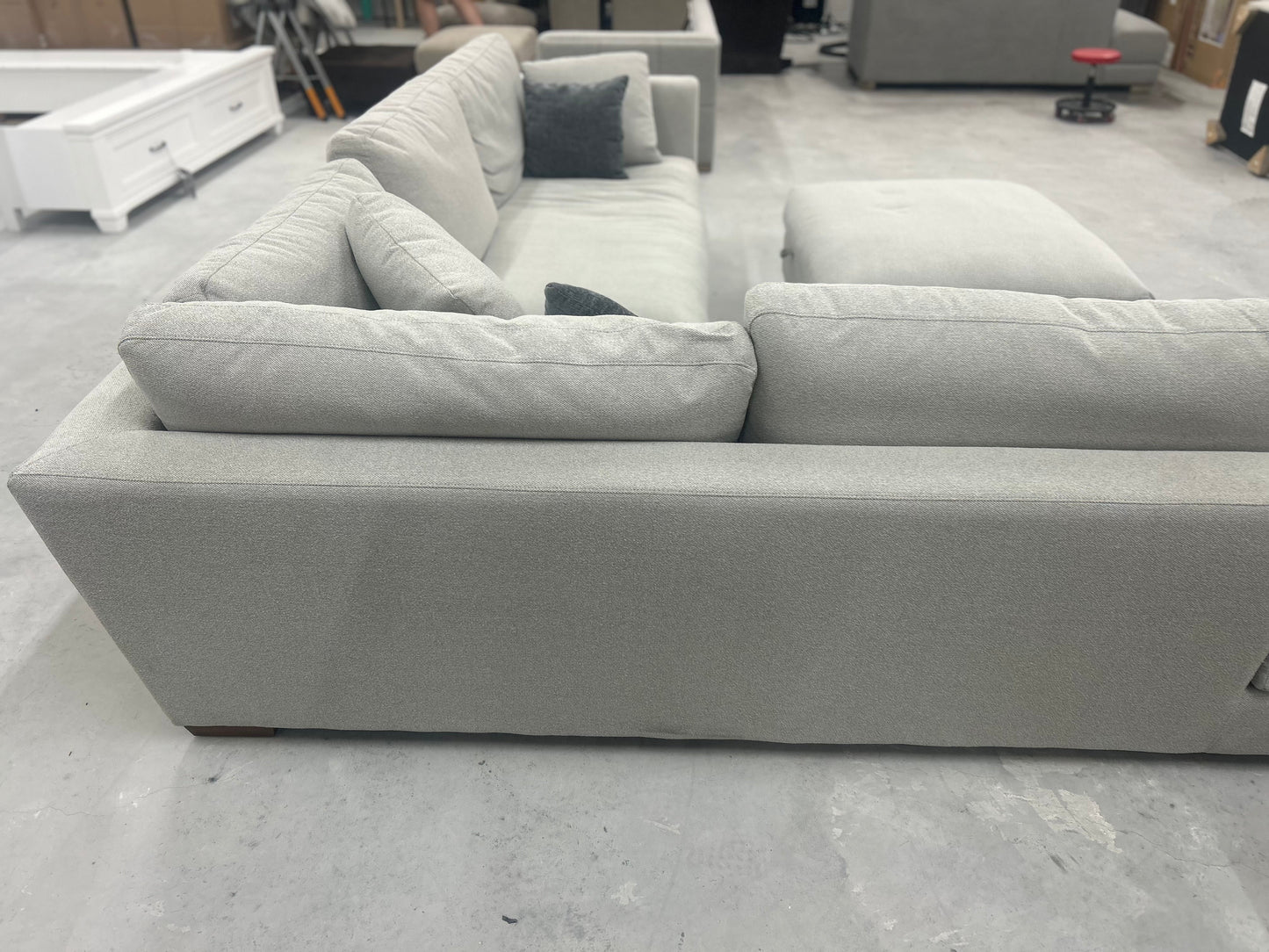 Henredon Larkin House Deep Seating Sectional + Ottoman